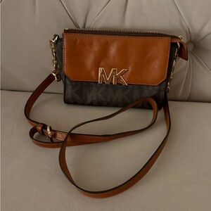 Michael Kors Crossbody Bag
